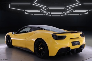 Ferrari 488 vaihtoauto