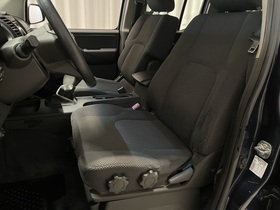 Nissan Navara vaihtoauto