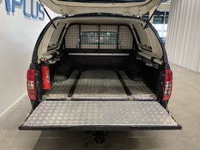 Nissan Navara vaihtoauto