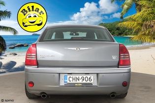 Chrysler 300C vaihtoauto