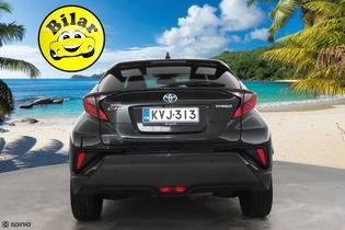 Toyota C-HR vaihtoauto