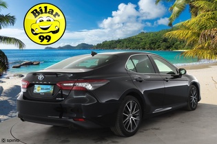 Toyota Camry vaihtoauto
