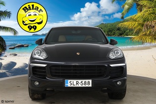 Porsche Cayenne vaihtoauto