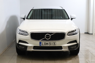 Volvo V90 Cross Country vaihtoauto