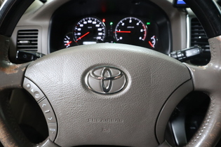 Toyota Land Cruiser vaihtoauto