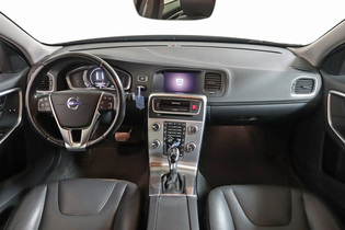 Volvo V60 Cross Country vaihtoauto