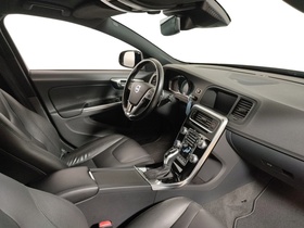 Volvo V60 Cross Country vaihtoauto