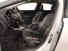 Volvo V40 Cross Country vaihtoauto