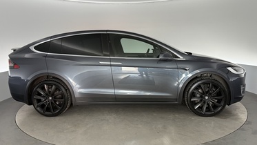 Tesla Model X vaihtoauto