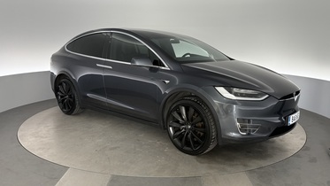 Tesla Model X vaihtoauto
