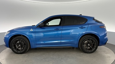 Alfa Romeo Stelvio vaihtoauto