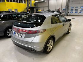 Honda Civic vaihtoauto