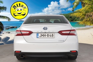 Toyota Camry vaihtoauto