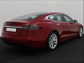 Tesla Model S vaihtoauto