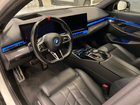 BMW i5 M60 vaihtoauto