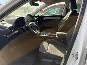 SEAT Leon Sportstourer vaihtoauto