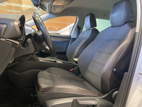 SEAT Leon Sportstourer vaihtoauto