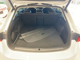 SEAT Leon Sportstourer vaihtoauto