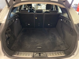 Jaguar F-PACE vaihtoauto