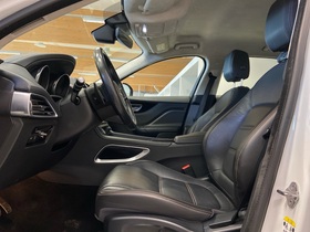 Jaguar F-PACE vaihtoauto