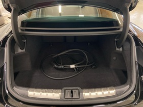 Porsche Taycan vaihtoauto