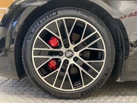 Porsche Taycan vaihtoauto