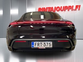 Porsche Taycan vaihtoauto