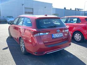 Toyota Auris vaihtoauto