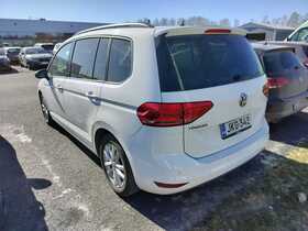 Volkswagen Touran vaihtoauto