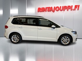 Volkswagen Touran vaihtoauto