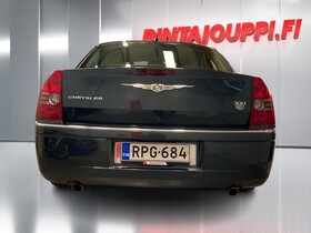 Chrysler 300C vaihtoauto