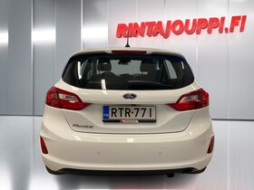 Ford Fiesta vaihtoauto