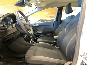 Ford Fiesta vaihtoauto