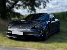 Porsche Taycan vaihtoauto