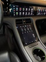 Porsche Taycan vaihtoauto