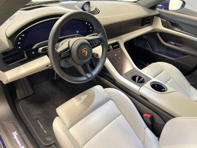 Porsche Taycan vaihtoauto