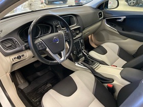 Volvo V40 Cross Country vaihtoauto