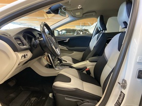Volvo V40 Cross Country vaihtoauto
