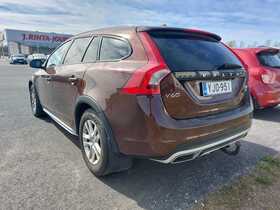 Volvo V60 Cross Country vaihtoauto
