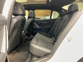 BMW i5 M60 vaihtoauto