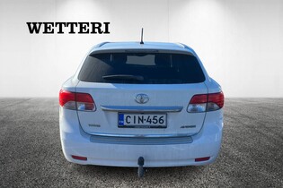 Toyota Avensis vaihtoauto