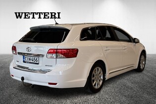 Toyota Avensis vaihtoauto