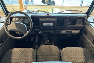 Land Rover Defender vaihtoauto