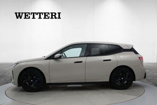 BMW iX vaihtoauto