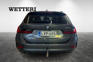 BMW 330 vaihtoauto