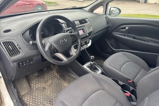 Kia Rio vaihtoauto