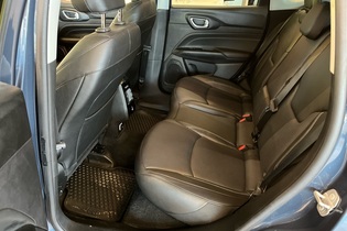 Jeep Compass vaihtoauto