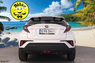 Toyota C-HR vaihtoauto