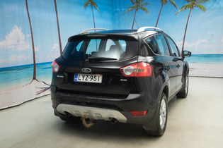Ford Kuga vaihtoauto