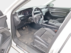 Audi e-tron vaihtoauto